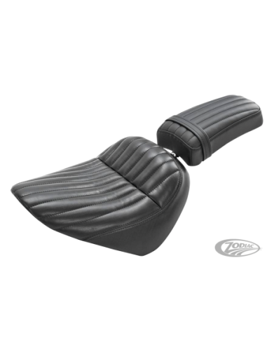 SELLE C.C. RIDER 2-UP TUCK-AND-ROLL POUR MILWAUKEE EIGHT SOFTAIL